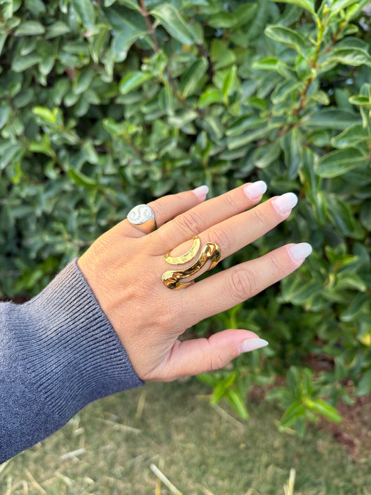 Anello Megan